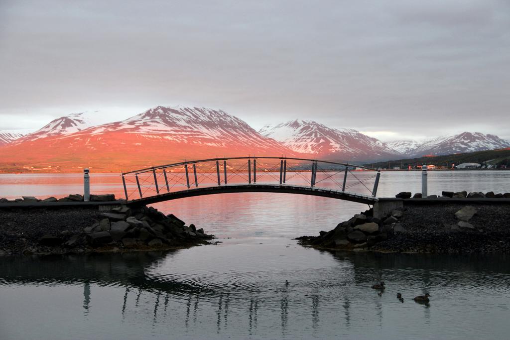 Acco Guesthouse Akureyri Buitenkant foto